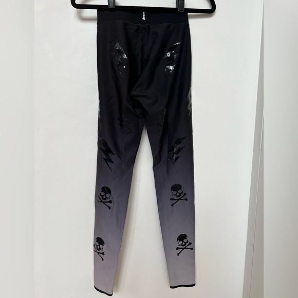 Ultracor Yoga Pants - SoulCycle Branded - Picture 4 of 5